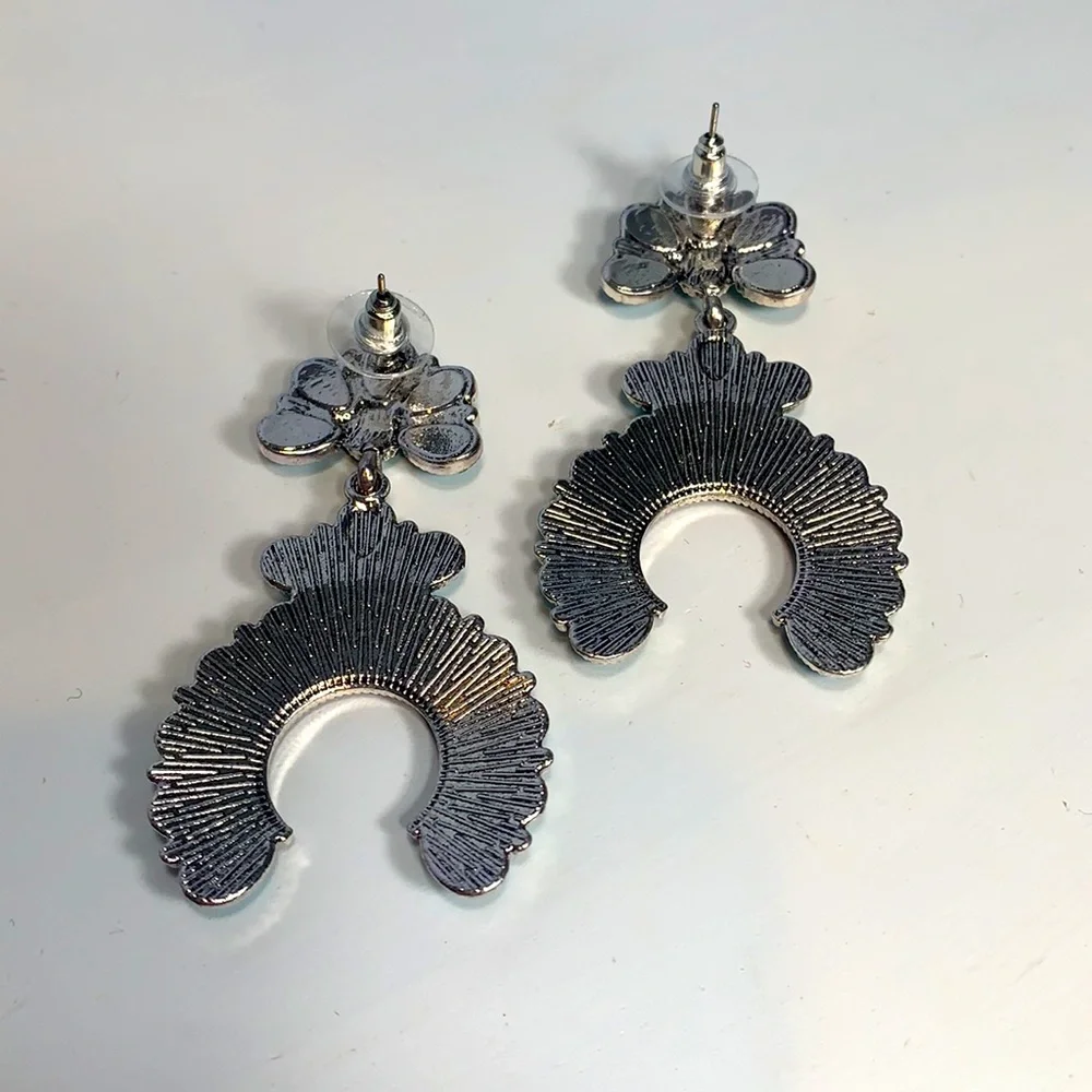 Western Natural Stone Earrings - Picture 3 of 5